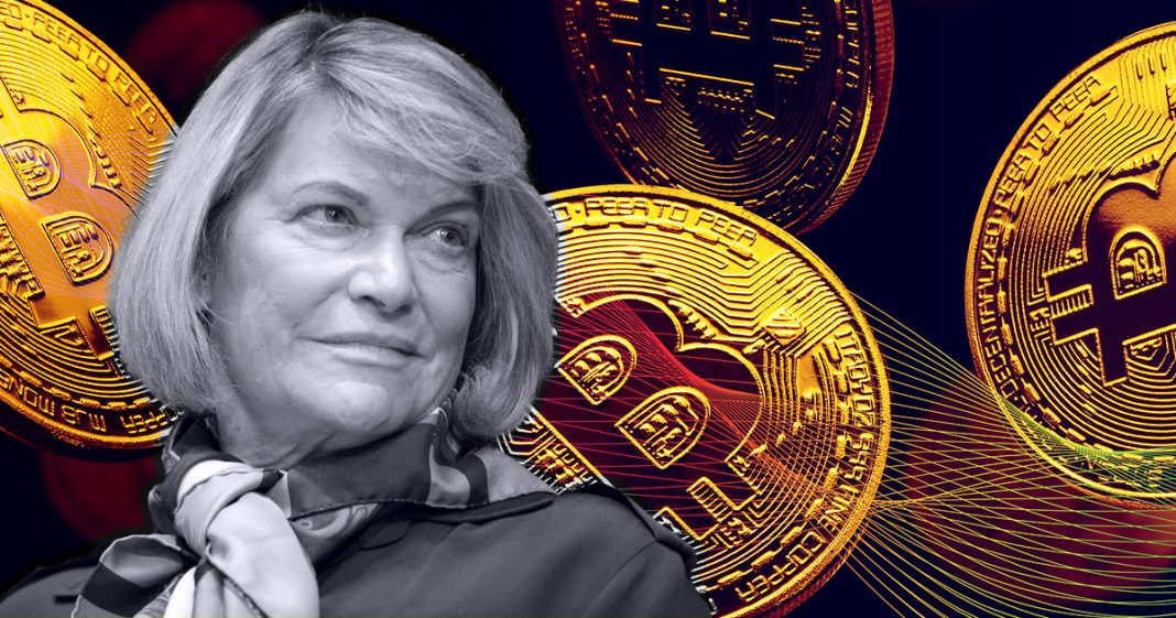 senator-lummis-‘comfortable’-including-bitcoin-in-retirement-funds-amid-bear-market