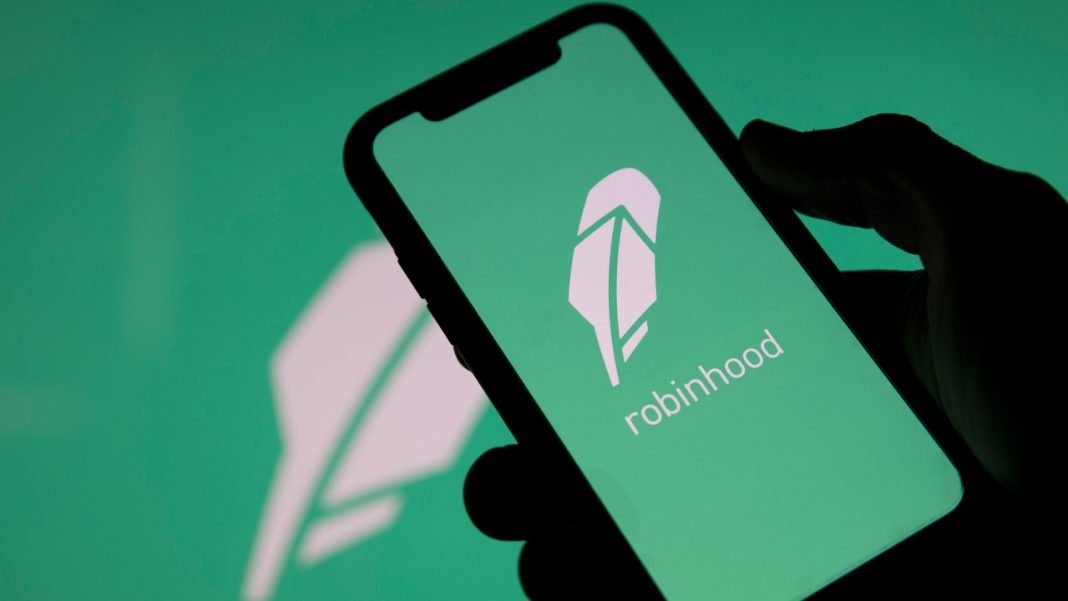 ftx-attempts-to-freeze-robinhood-shares-as-creditors-swarm-to-scoop-$450m-in-hood-stock