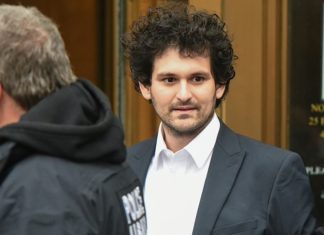 Disgraced FTX Co-Founder Accused of Moving $684K in Crypto Assets While Under House Arrest disgraced-ftx-co-founder-accused-of-moving-$684k-in-crypto-assets-while-under-house-arrest