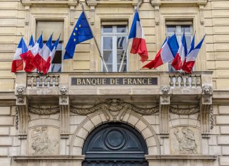 Bank of France Governor Calls for Mandatory Licensing for Crypto Companies bank-of-france-governor-calls-for-mandatory-licensing-for-crypto-companies