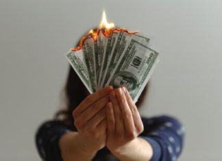 Ripple vs SEC: No Money For Years, XRP Holders Lose If SEC Wins, Says John Deaton ripple-vs-sec:-no-money-for-years,-xrp-holders-lose-if-sec-wins,-says-john-deaton