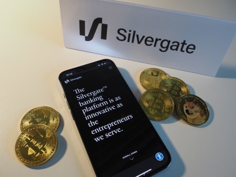 executives-of-crypto-friendly-bank-silvergate-step-down-as-lawsuits,-liquidation-rages-on