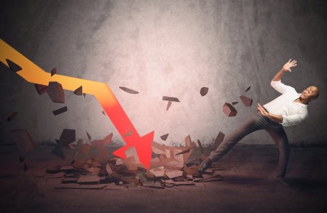 bitcoin-price-nosedives,-can-bulls-save-the-key-support-at-$60k?