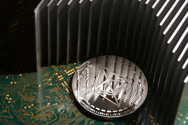 institutional-demand-surges-as-ethereum-sets-new-inflow-records